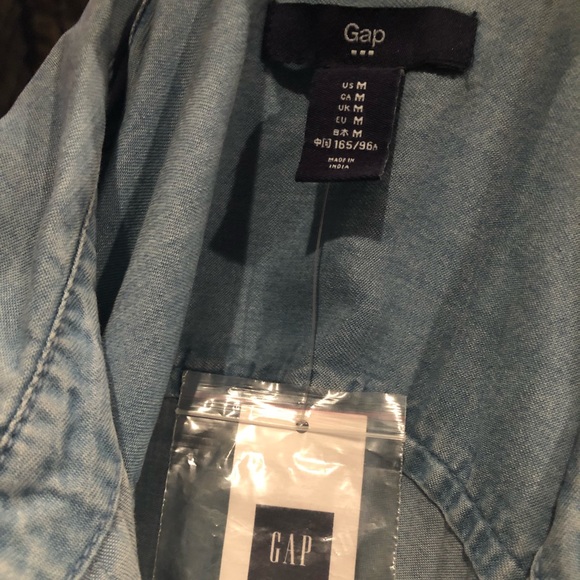 Gap Jean Shirt Dress w/ attached Belt. NWT. - Picture 7 of 8